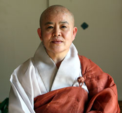 Monk Shin Jeong Hwa